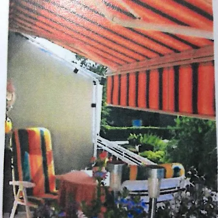 Ferienwohnung Mit Zentraler Verkeh *